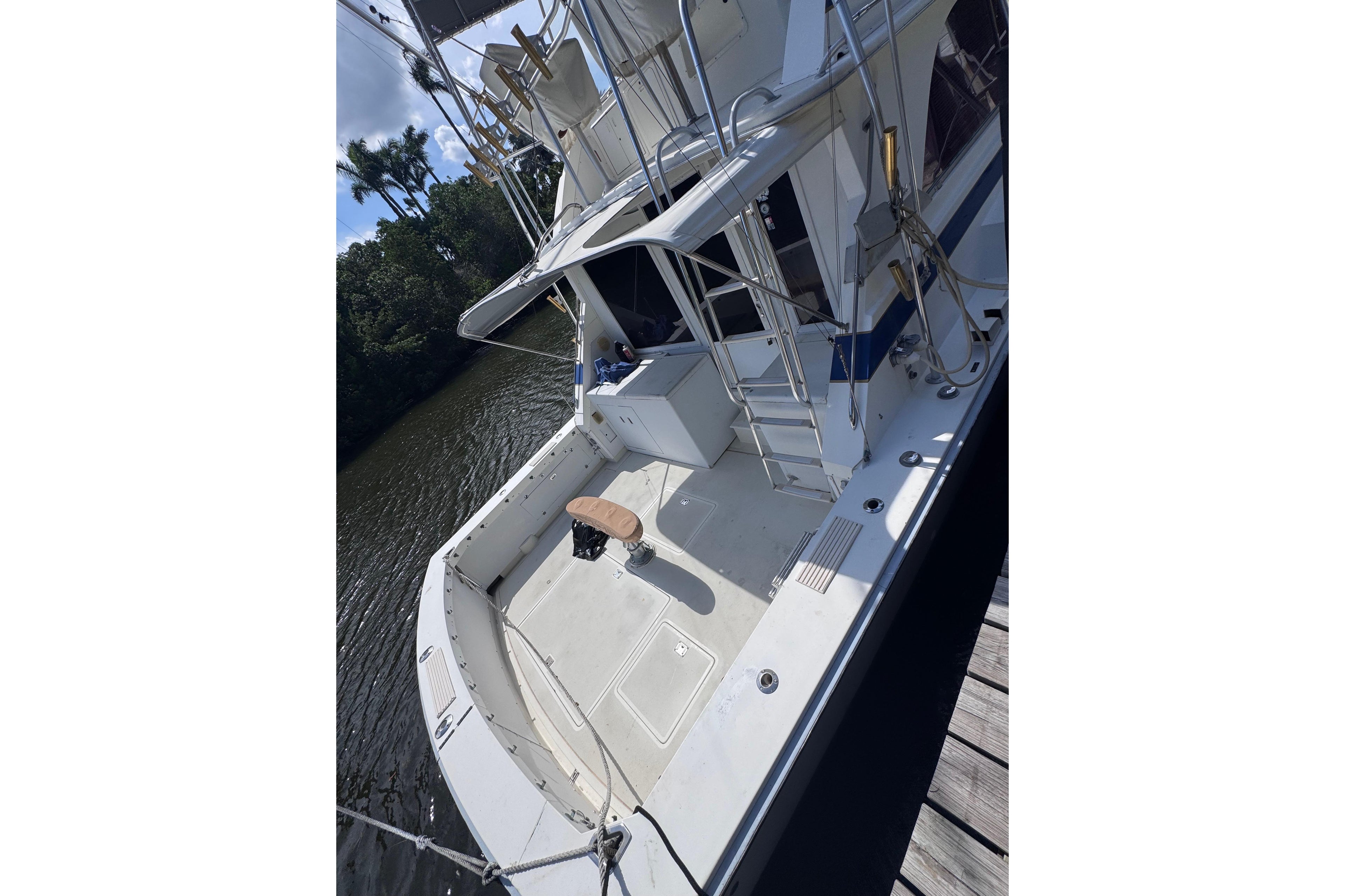 1986 Bertram 46III Convertible — Twin Detroit 8V92TA Diesels, Coral Gables