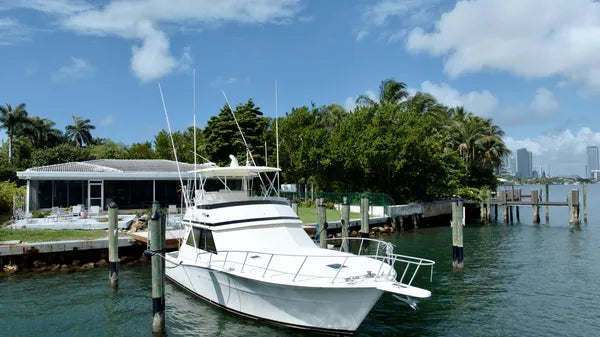 1990 Viking 43 Convertible — Twin Detroit 8V92 Diesels, Miami Beach