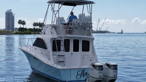 1994 Luhrs 32 Convertible — Twin Suzuki 350s, Miami