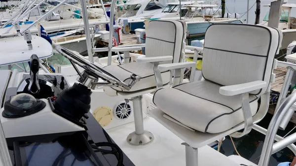 1994 Luhrs 32 Convertible — Twin Suzuki 350s, Miami