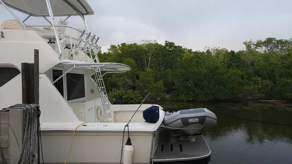 1995 Hatteras 39 Convertible — Rebuilt Detroit Diesels, Marathon