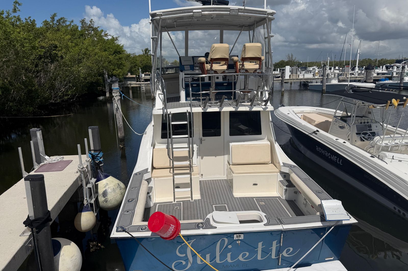 2000 Cabo 35 Flybridge