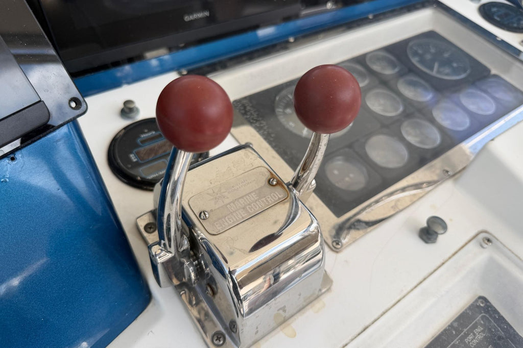 2000 Cabo 35 Flybridge