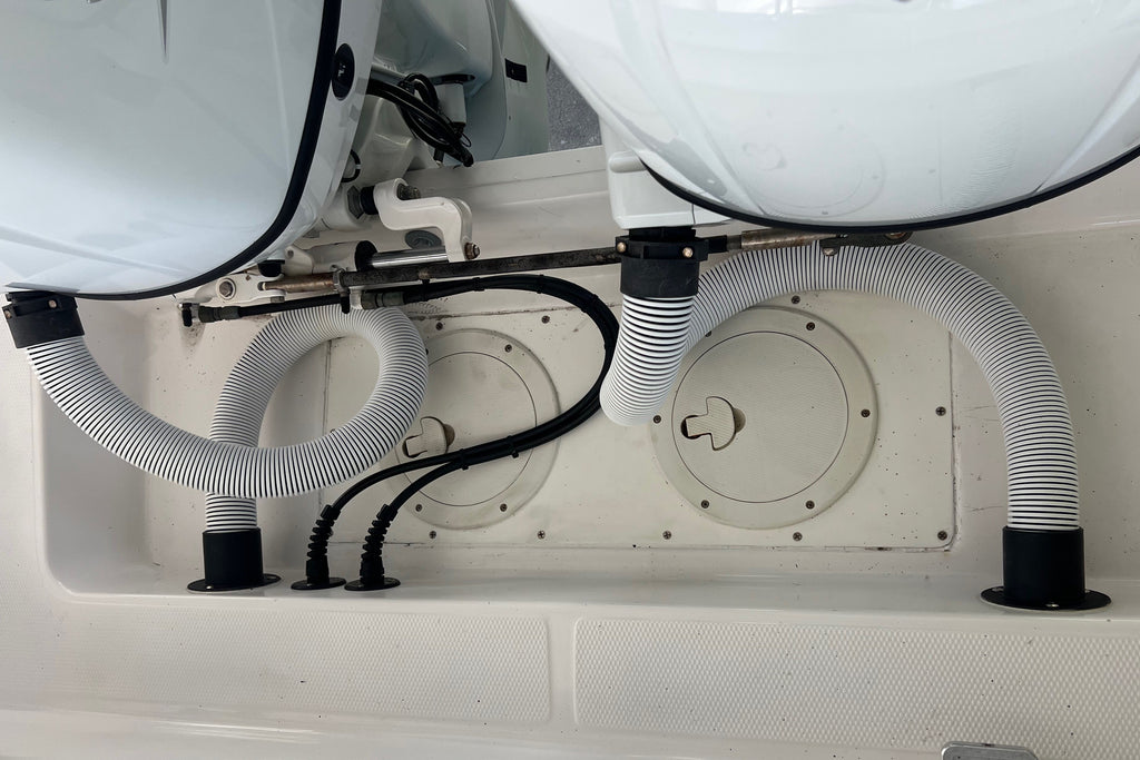 2000 Cobia 274 Center Console
