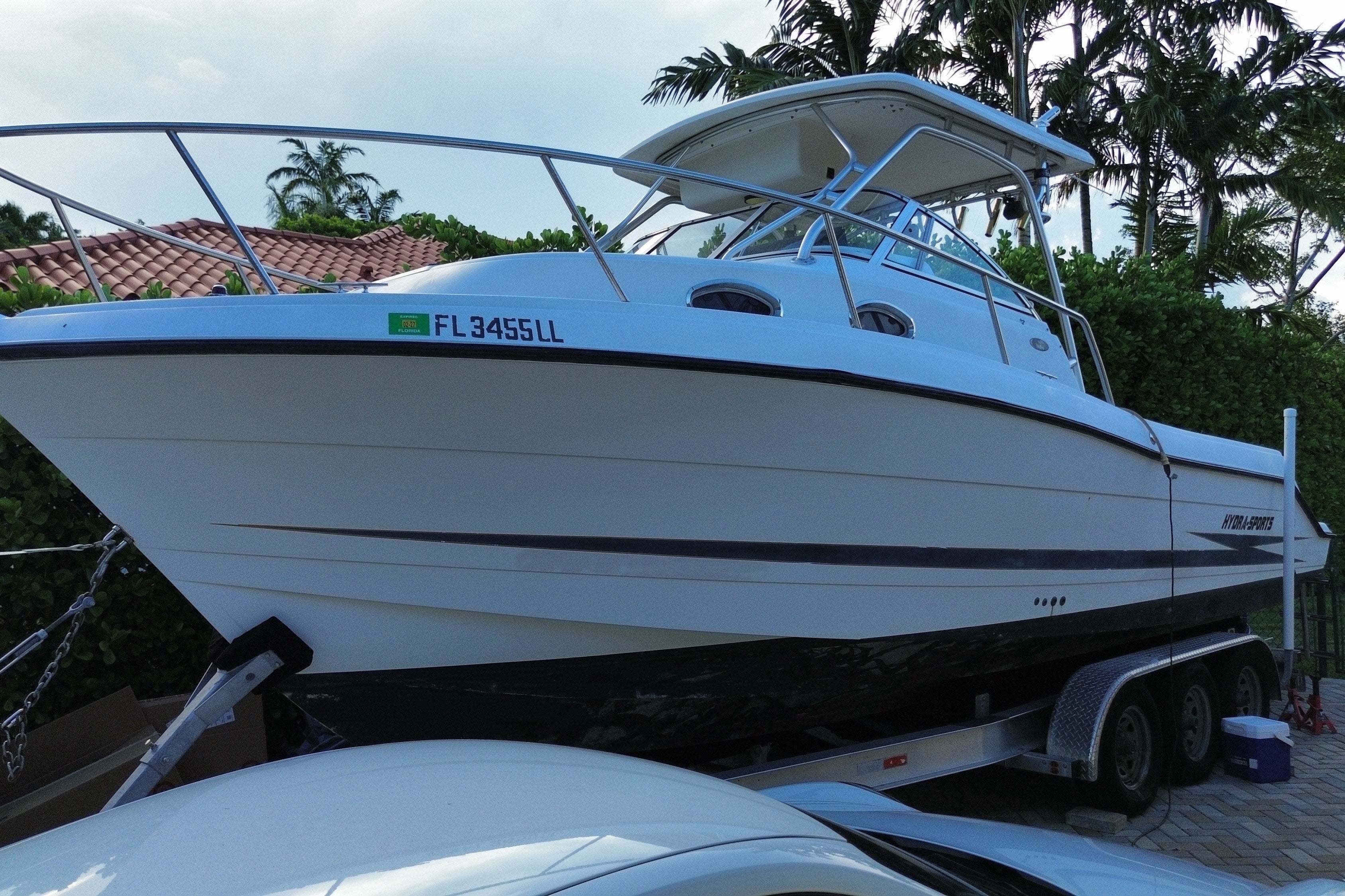 2001 Hydra-Sports Vector 2800 WA