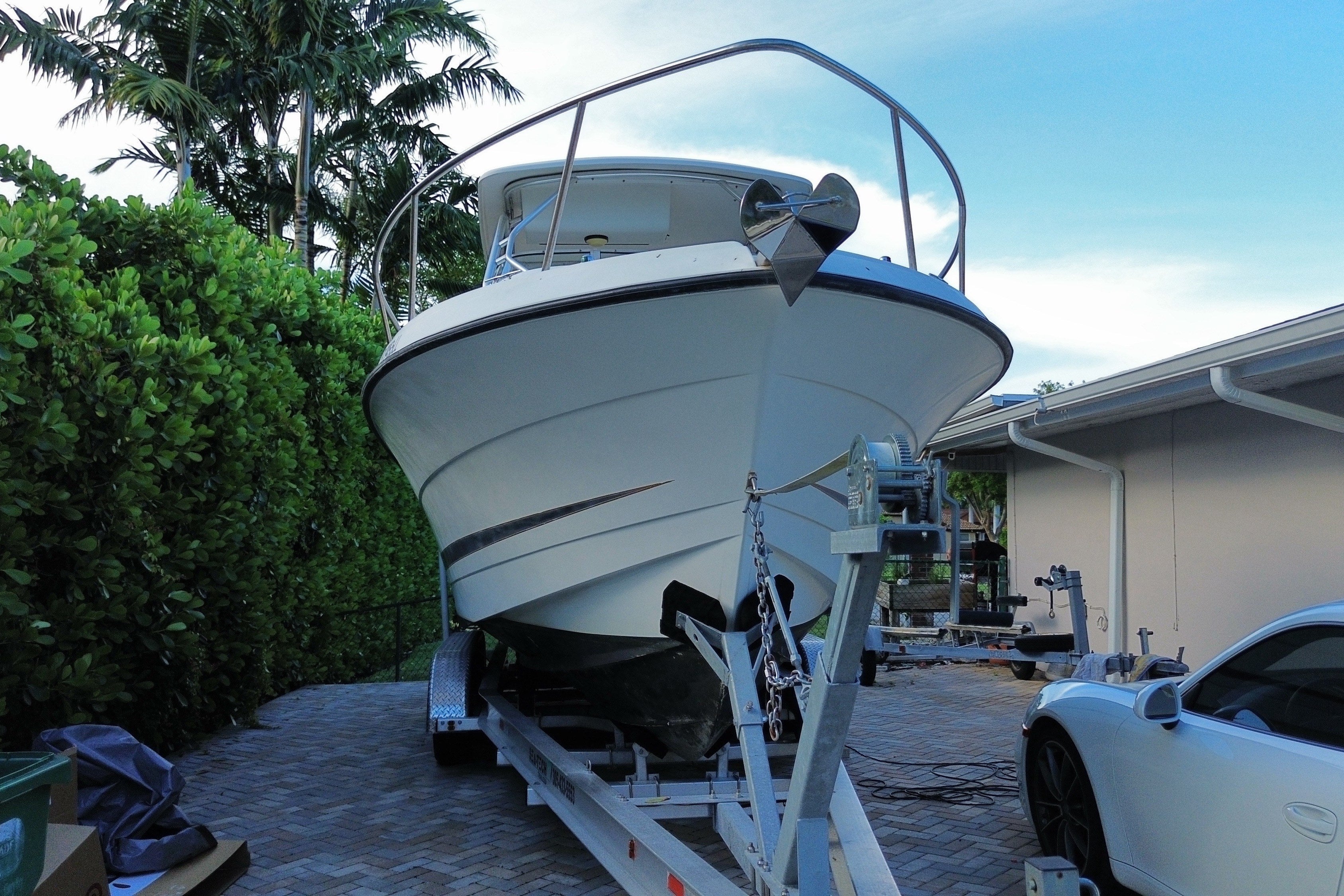 2001 Hydra-Sports Vector 2800 WA
