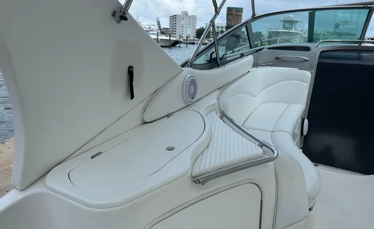 2001 Wellcraft 3300 Martinique