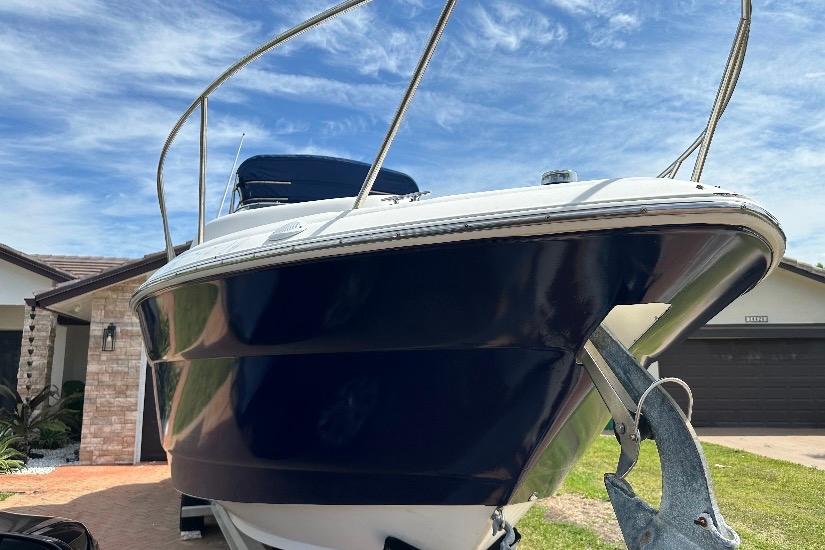 2002 Wellcraft 2600 Martinique