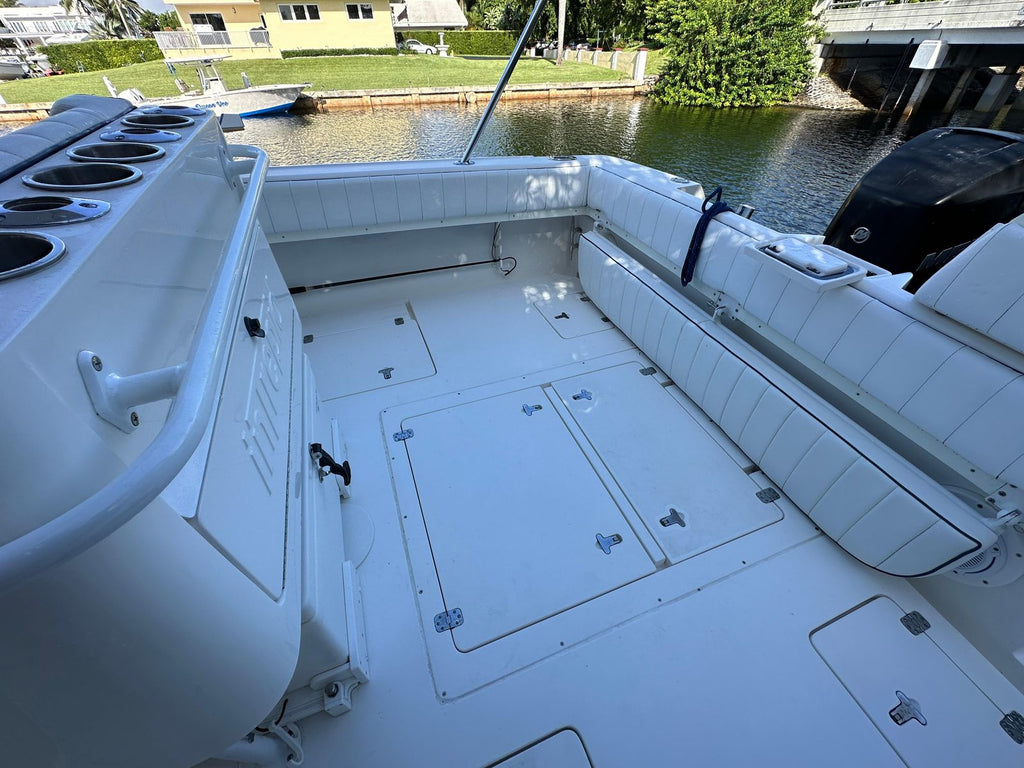 2005 Intrepid 348 Walkaround — Twin Mercury Verado 350hp, Coral Gables