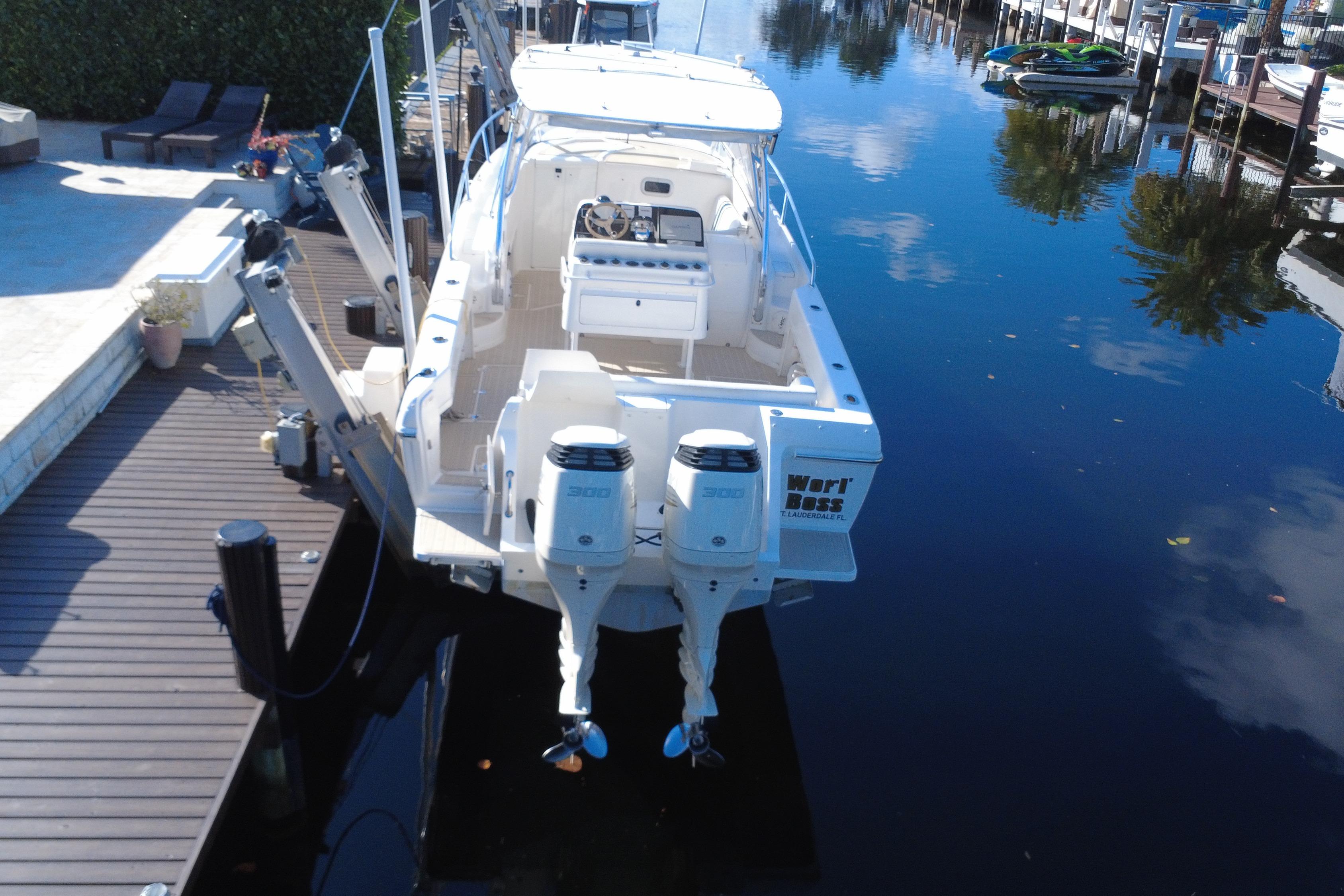 2005 Intrepid 348 Walkaround — Twin Suzuki 300s, Pompano Beach