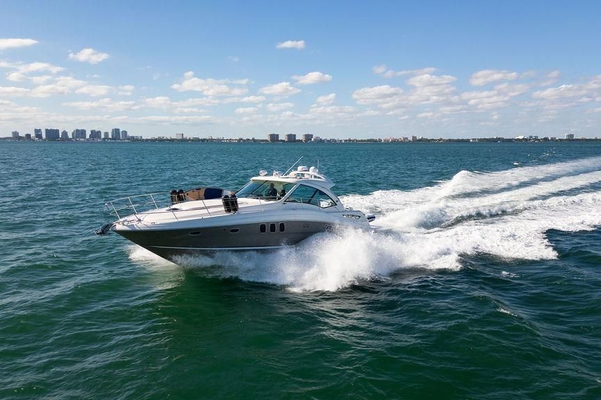 2005 Sea Ray 48 Sundancer — Twin Diesel 1080hp, Miami