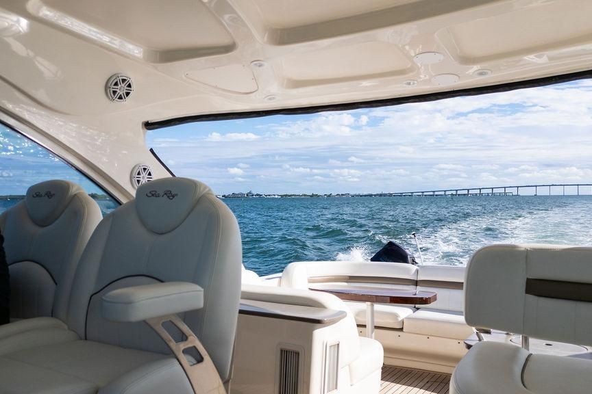 2005 Sea Ray 48 Sundancer — Twin Diesel 1080hp, Miami
