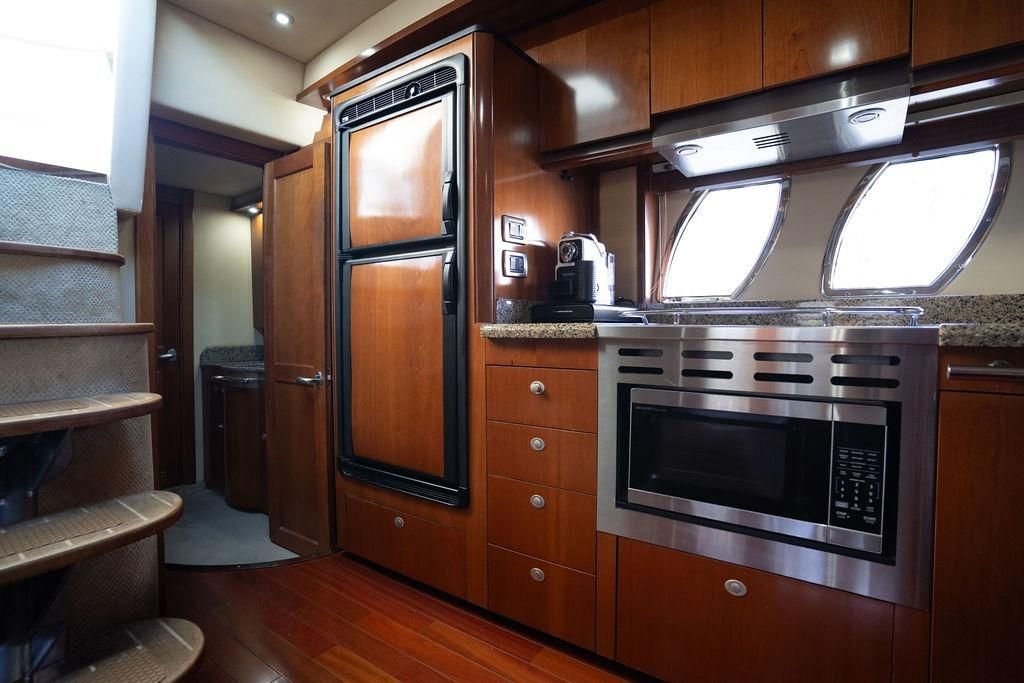 2005 Sea Ray 48 Sundancer — Twin Diesel 1080hp, Miami