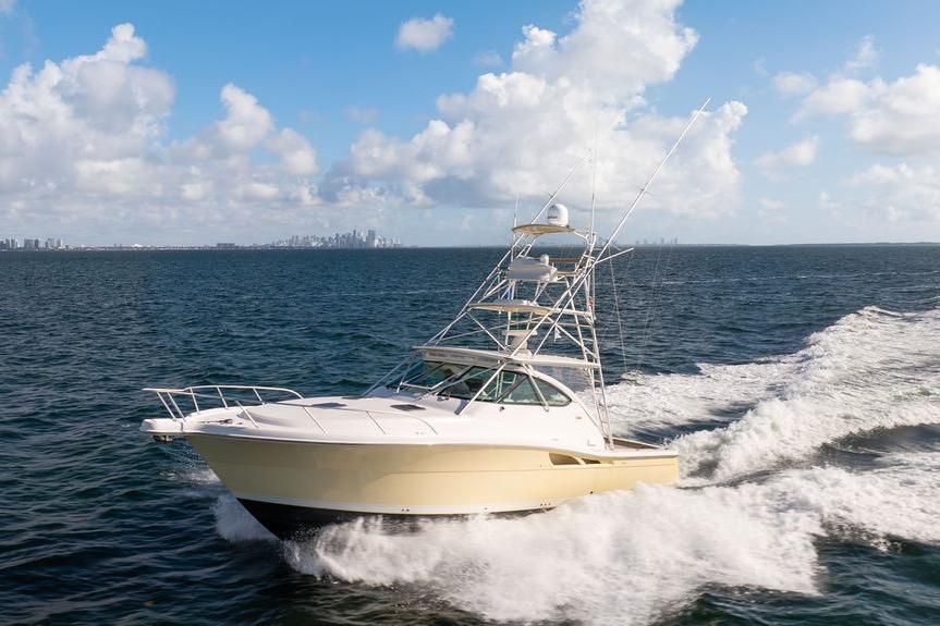 2005 Tiara Yachts 4200 Open — Twin Cummins Diesel, Coral Gables
