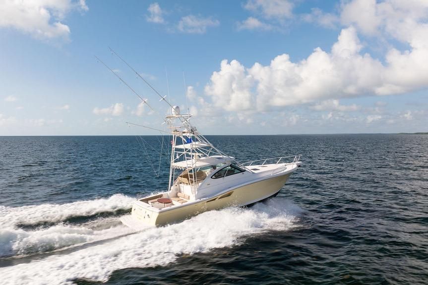 2005 Tiara Yachts 4200 Open — Twin Cummins Diesel, Coral Gables