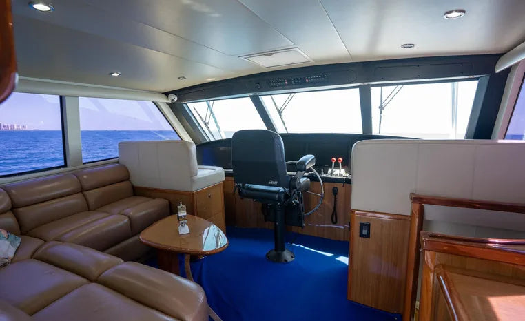 2005 Viking 61 Enclosed Bridge — Twin MTU Diesels, West Palm Beach