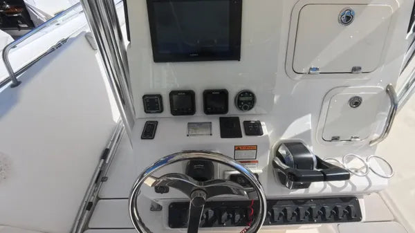 2006 Century 3200 Center Console