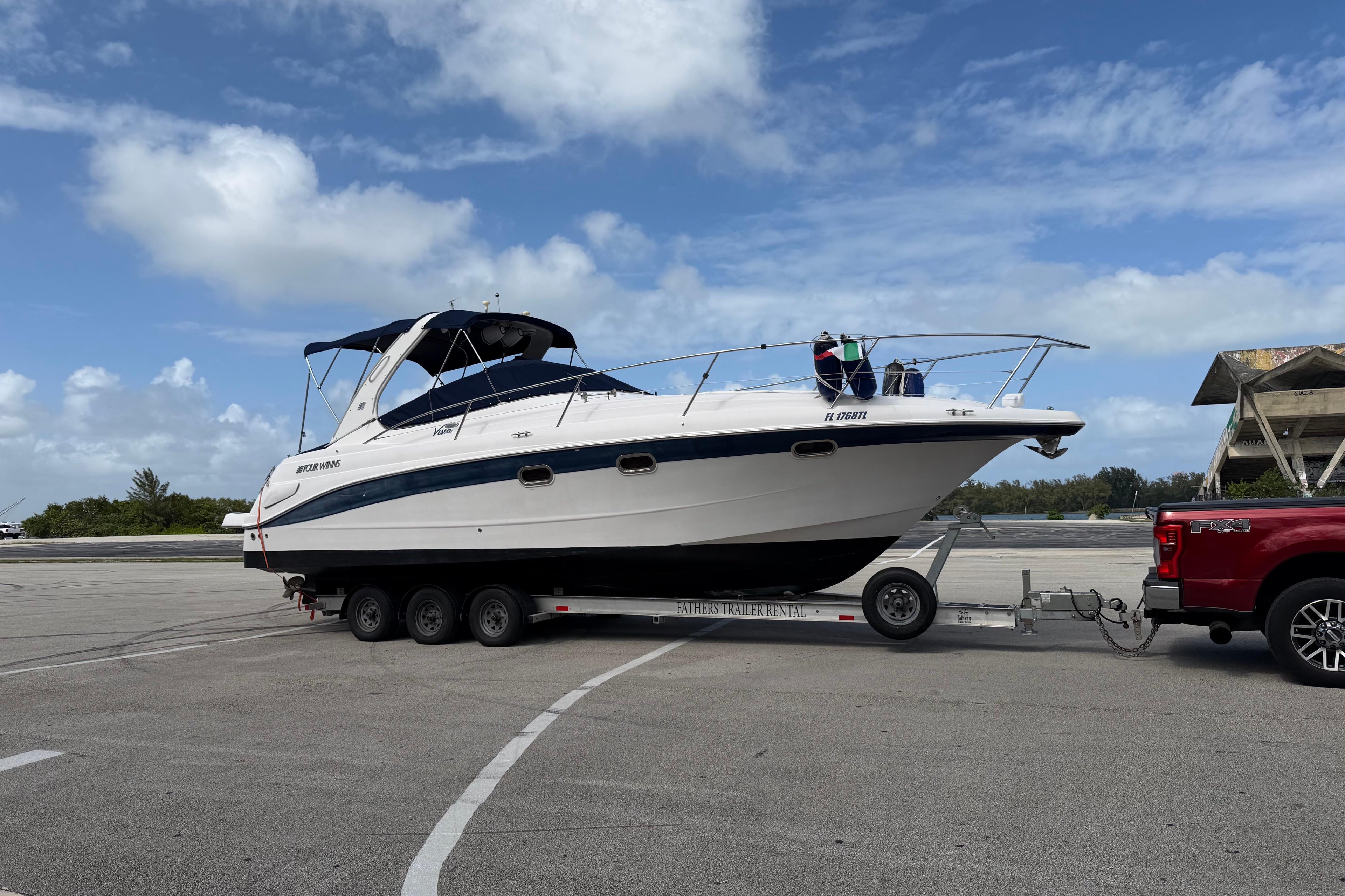 2006 Four Winns 328 Vista