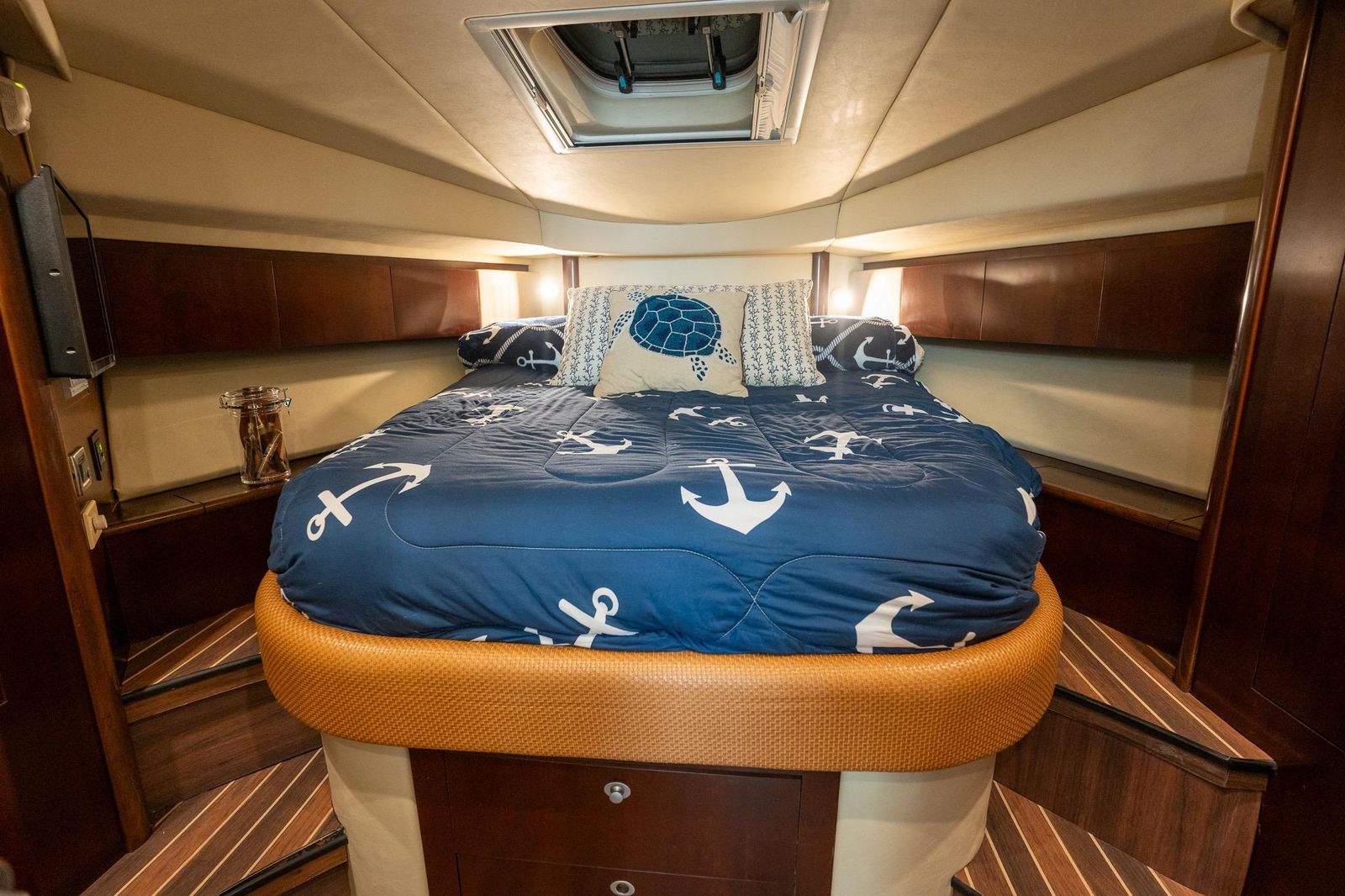 2006 Sea Ray 455 Sedan Bridge — Twin Cummins 500hp Diesels, Miami