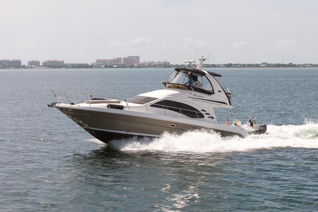 2006 Sea Ray 455 Sedan Bridge — Twin Cummins 500hp Diesels, Miami