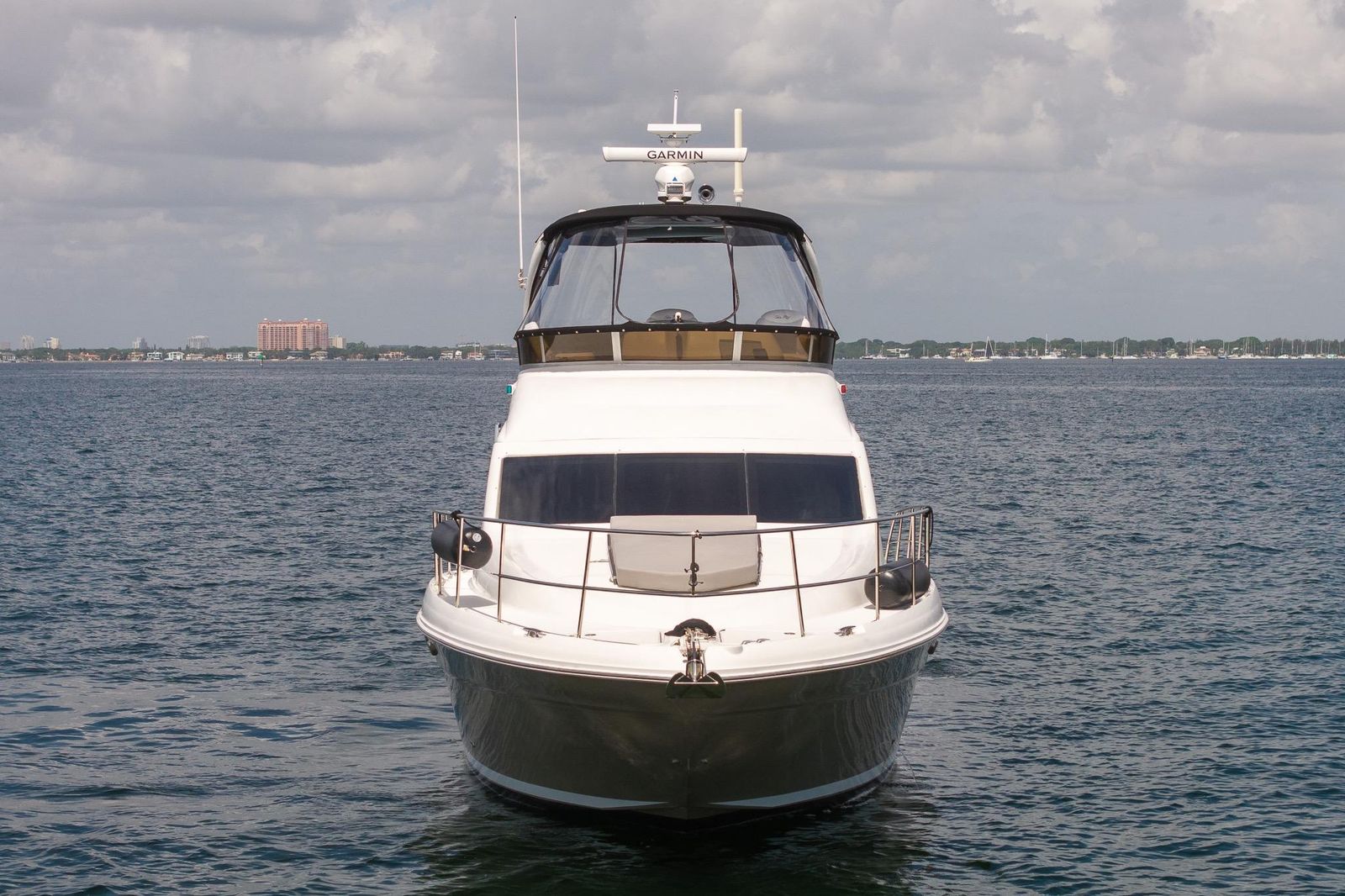 2006 Sea Ray 455 Sedan Bridge — Twin Cummins 500hp Diesels, Miami