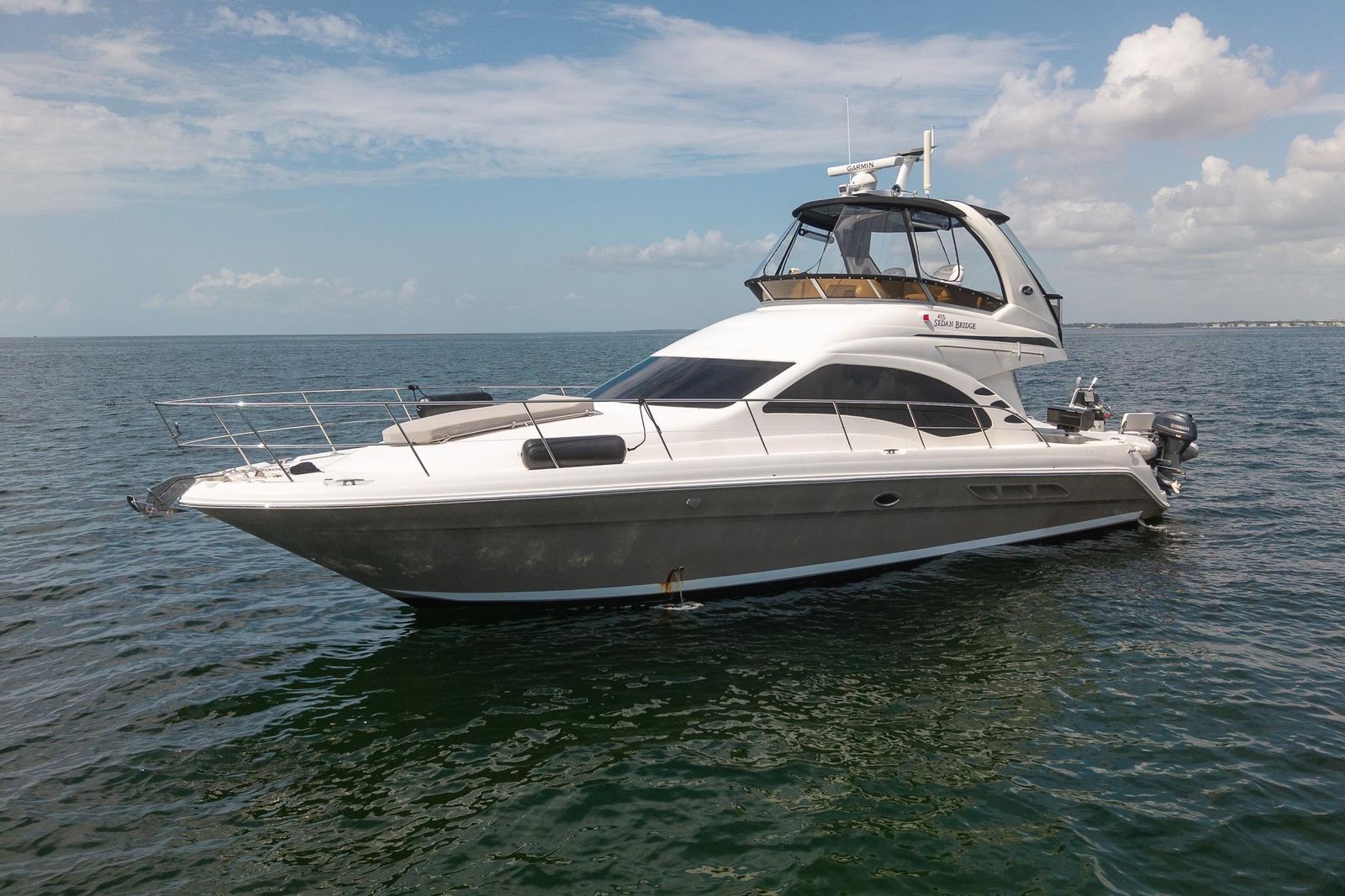 2006 Sea Ray 455 Sedan Bridge — Twin Cummins 500hp Diesels, Miami
