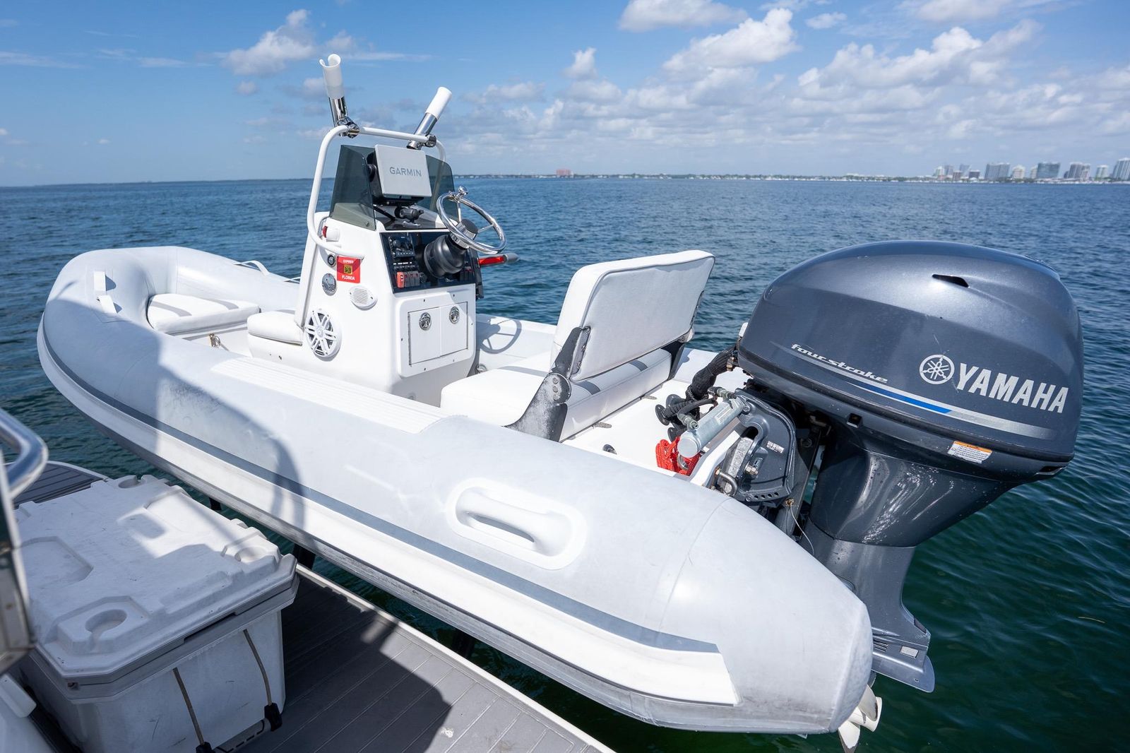 2006 Sea Ray 455 Sedan Bridge — Twin Cummins 500hp Diesels, Miami