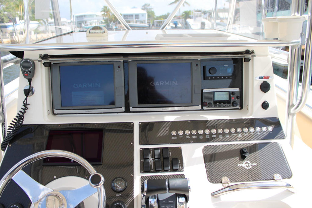 2007 Fountain 34 Center Console — Triple Mercury 300s, Miami