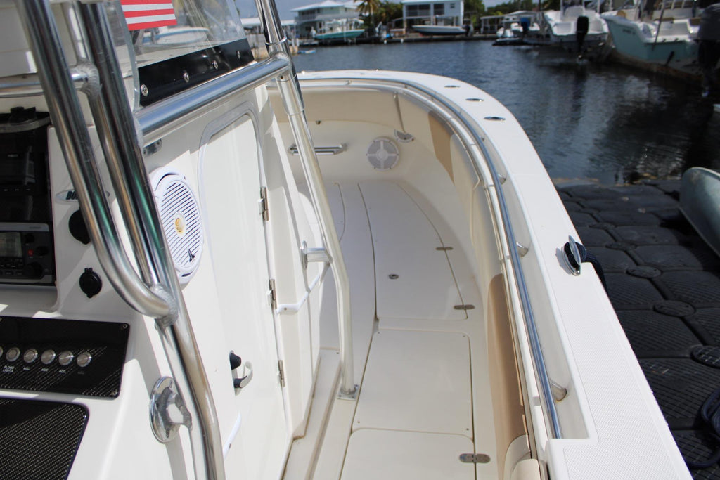2007 Fountain 34 Center Console — Triple Mercury 300s, Miami