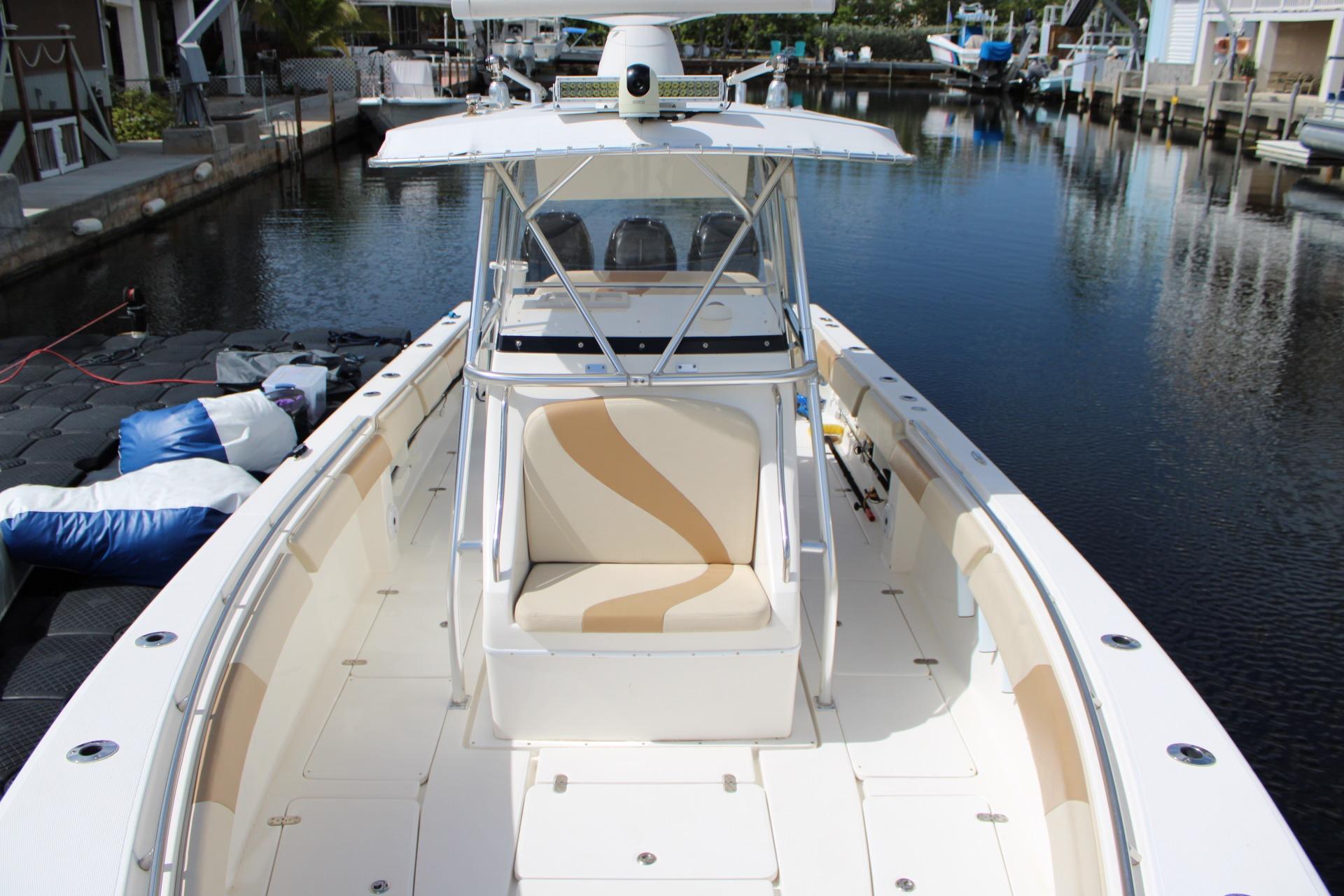 2007 Fountain 34 Center Console — Triple Mercury 300s, Miami