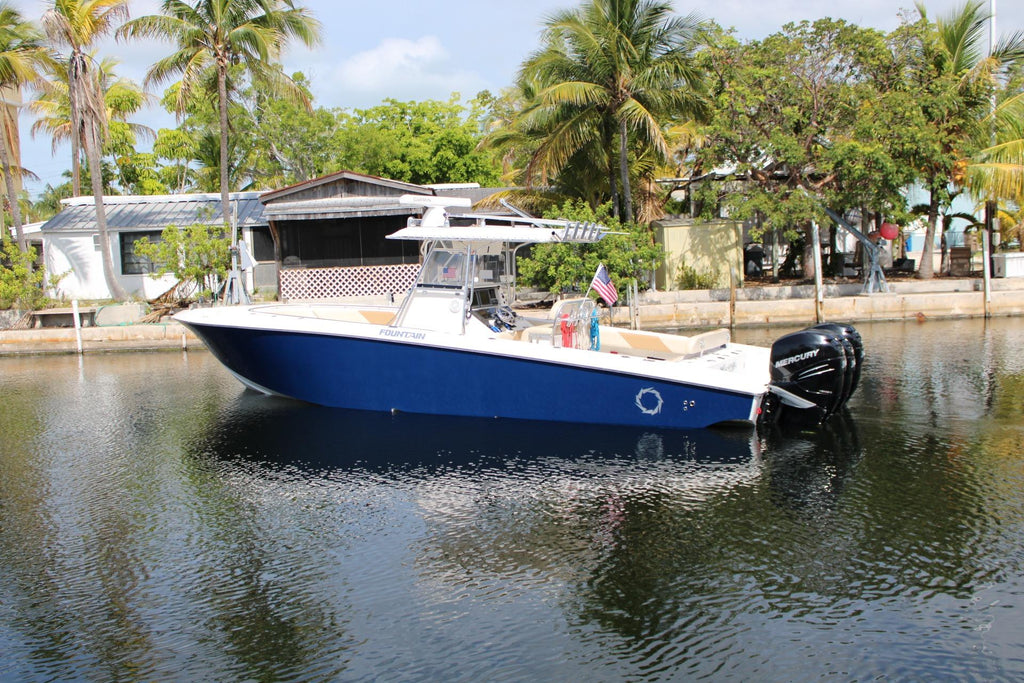 2007 Fountain 34 Center Console — Triple Mercury 300s, Miami