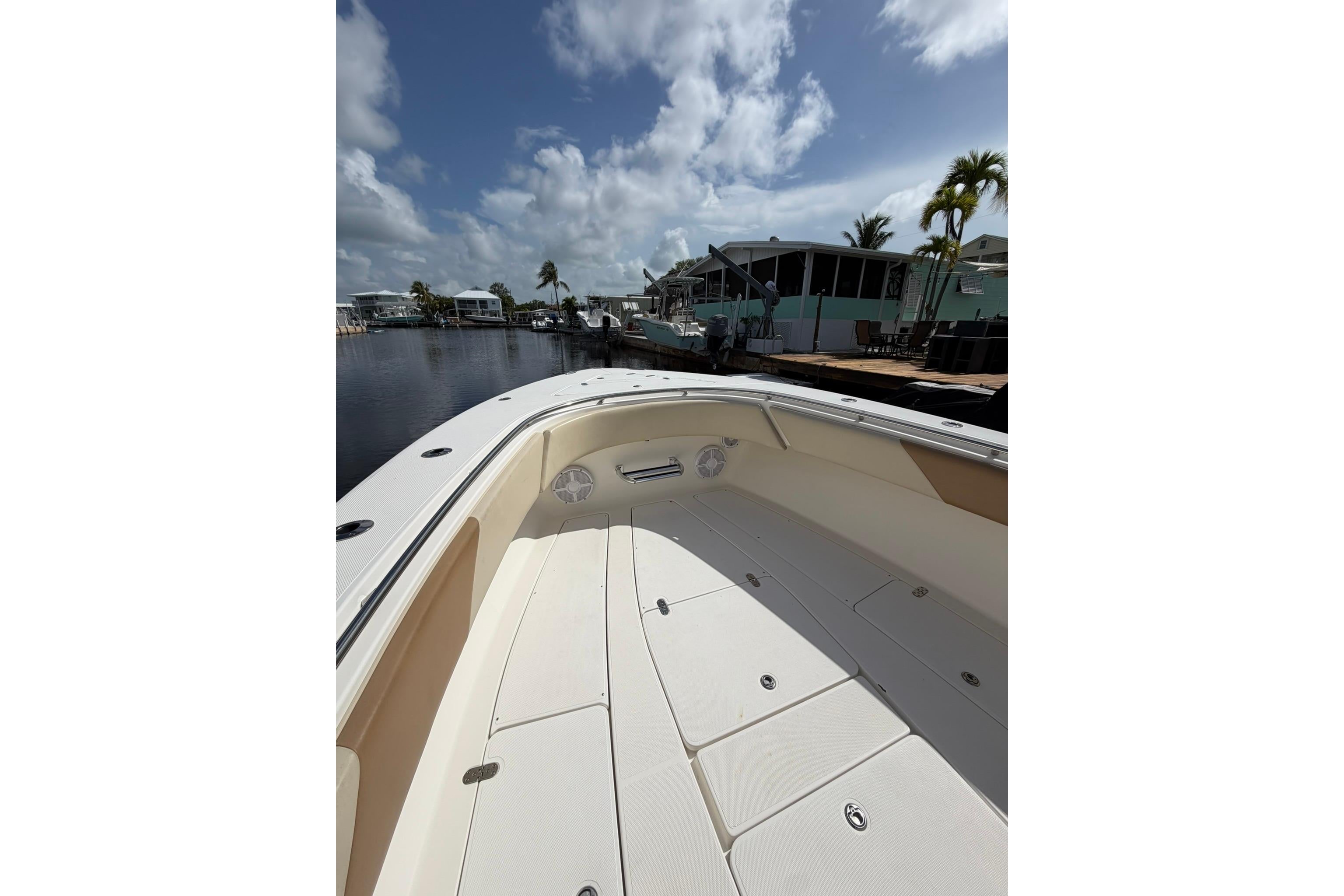 2007 Fountain 34 Center Console — Triple Mercury 300s, Miami