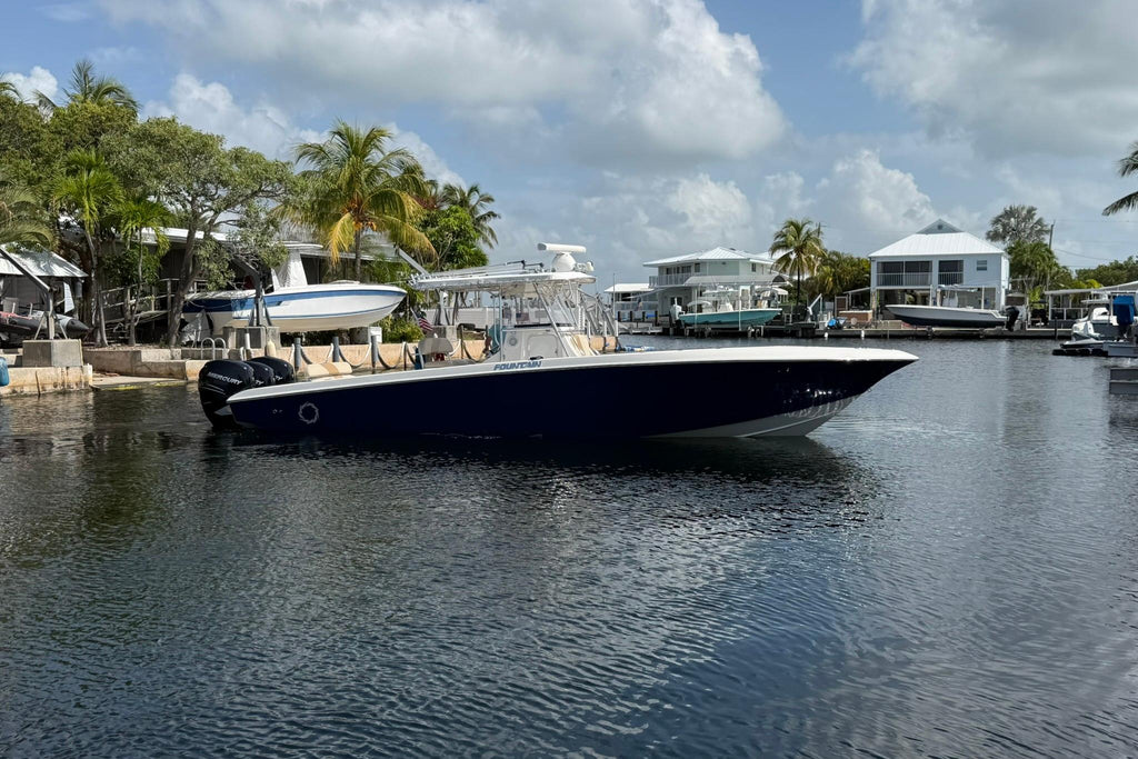 2007 Fountain 34 Center Console — Triple Mercury 300s, Miami