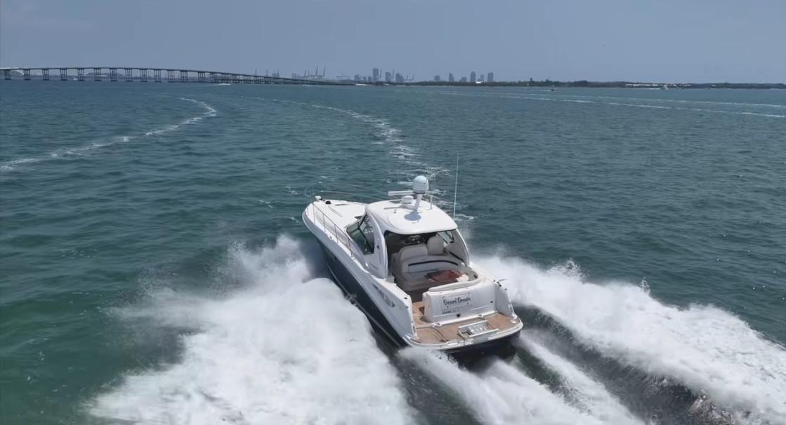 2007 Sea Ray 40 Sundancer — Twin Cummins Diesel, Miami