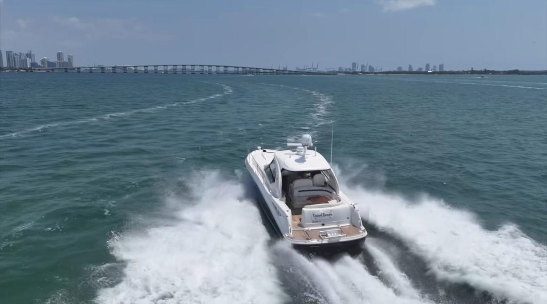 2007 Sea Ray 40 Sundancer — Twin Cummins Diesel, Miami