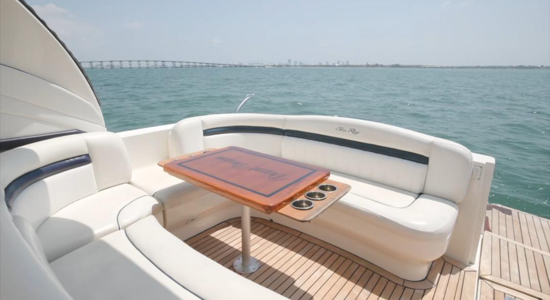 2007 Sea Ray 40 Sundancer — Twin Cummins Diesel, Miami