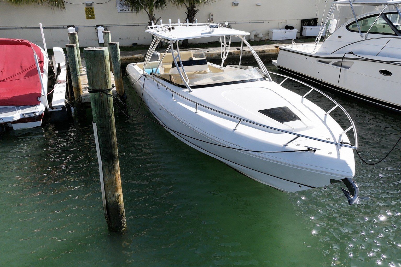 2008 Intrepid 370 Cuddy