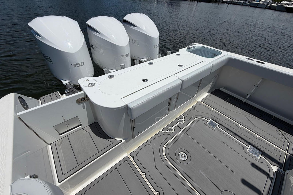 2009 Everglades 350LX