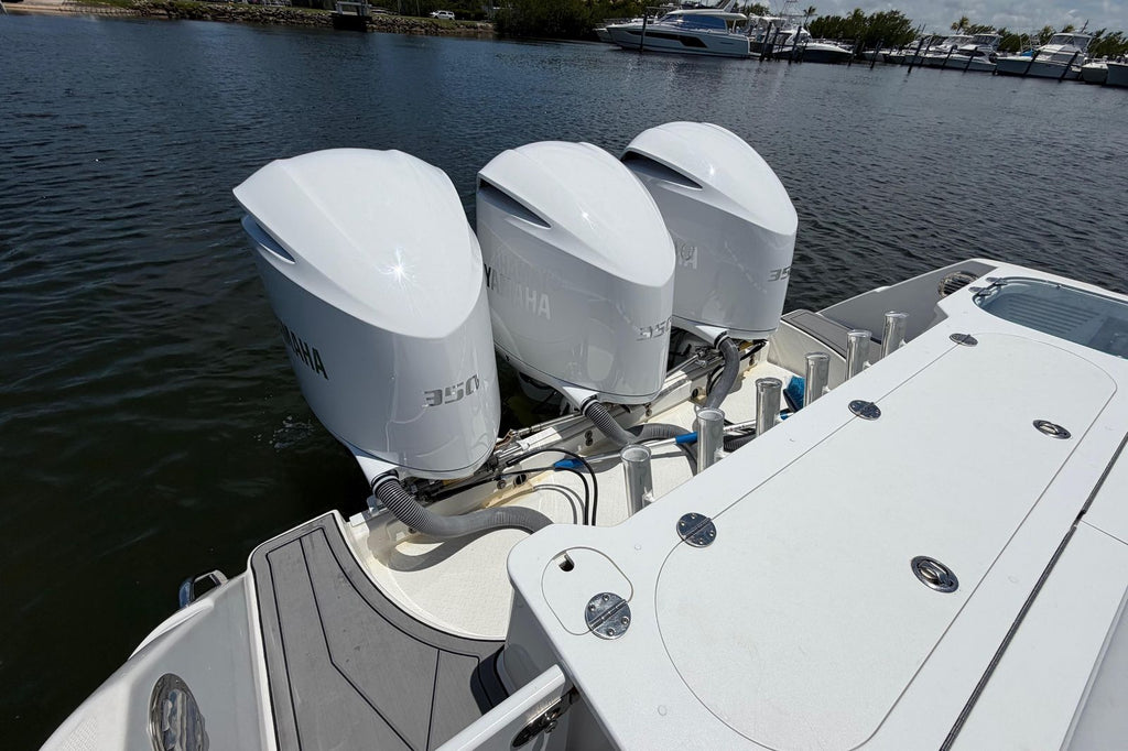 2009 Everglades 350LX