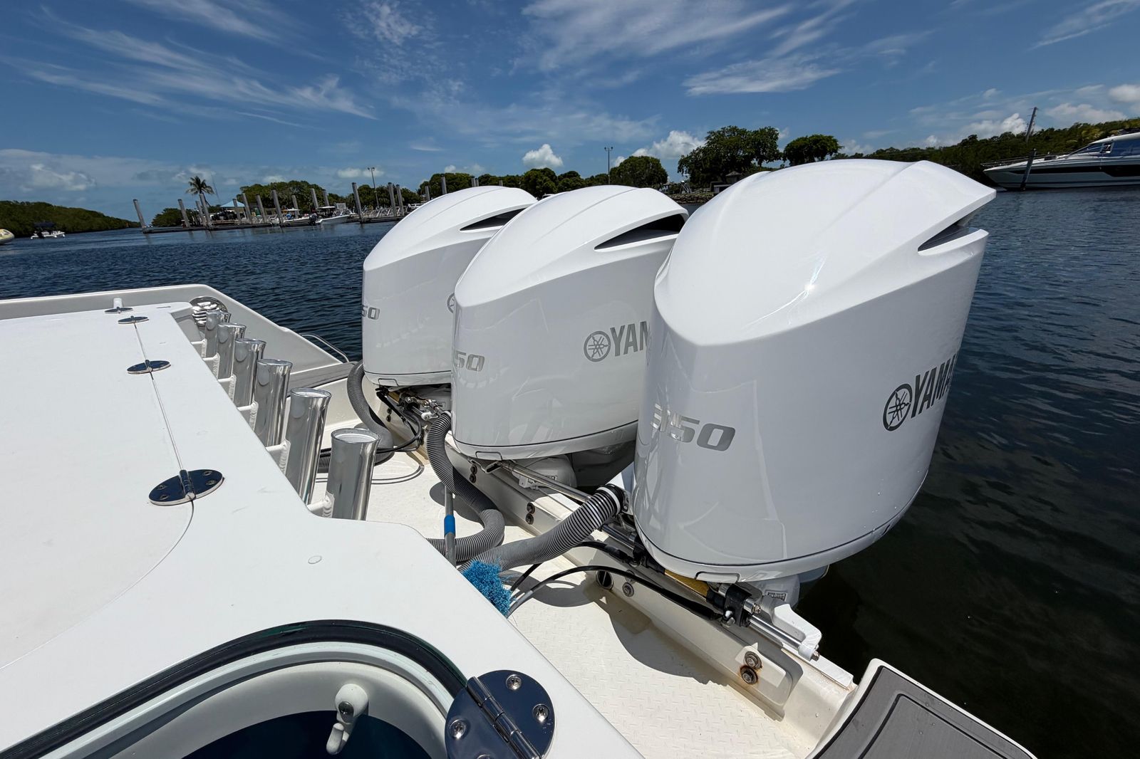 2009 Everglades 350LX