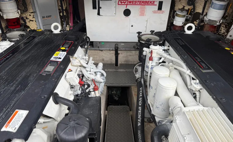 2009 Formula 37 Performance Cruiser — Twin Volvo IPS Diesels, Cape Coral