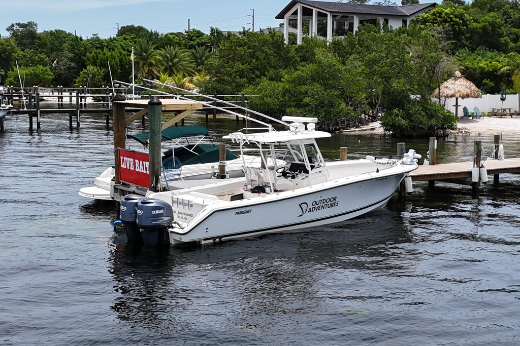 2009 Pursuit C 310 Center Console — Twin Yamaha F250s, Key Largo