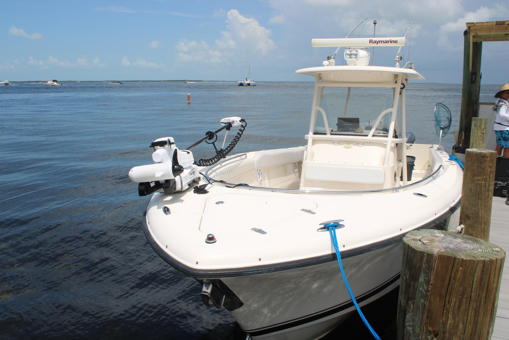 2009 Pursuit C 310 Center Console — Twin Yamaha F250s, Key Largo