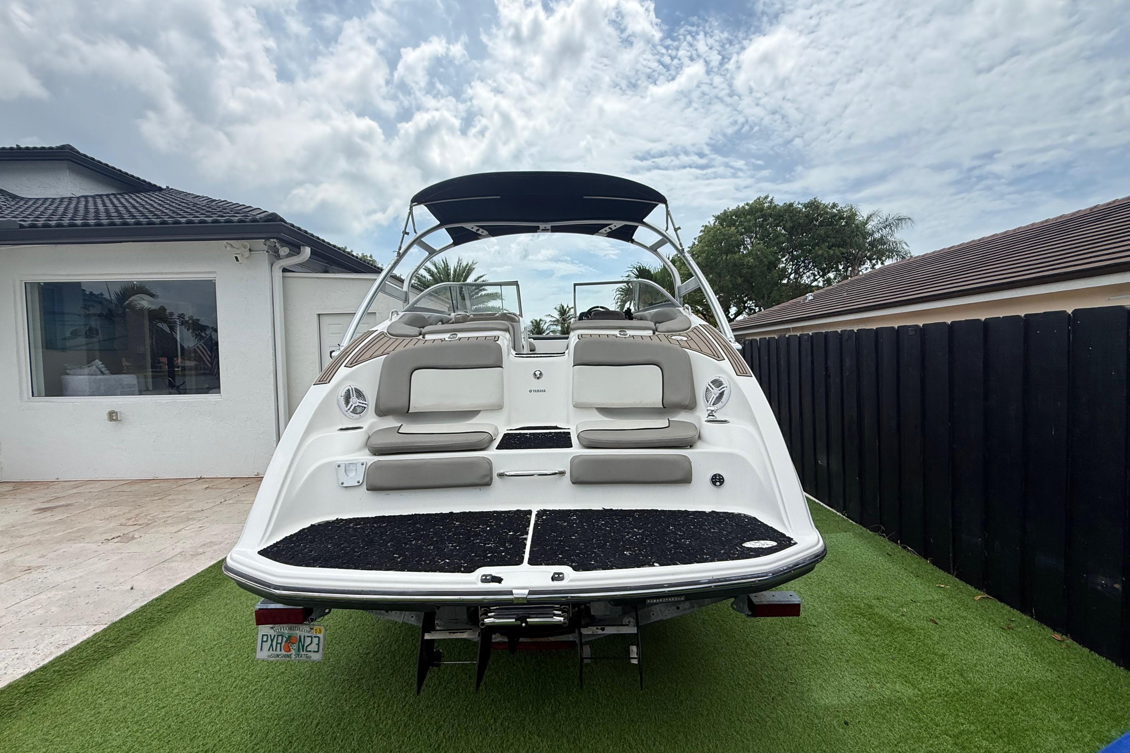 2012 Yamaha Boats 242 Limited S