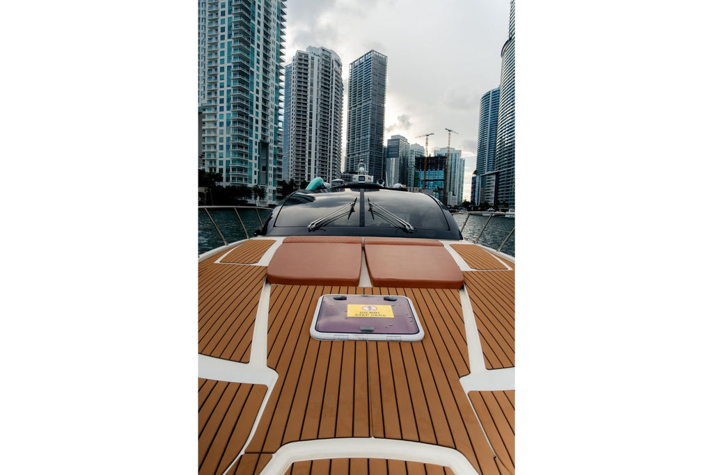 2013 Azimut Atlantis 48 — Cummins Diesel Inboard, Miami