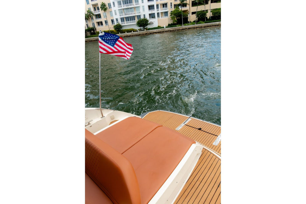 2013 Azimut Atlantis 48 — Cummins Diesel Inboard, Miami