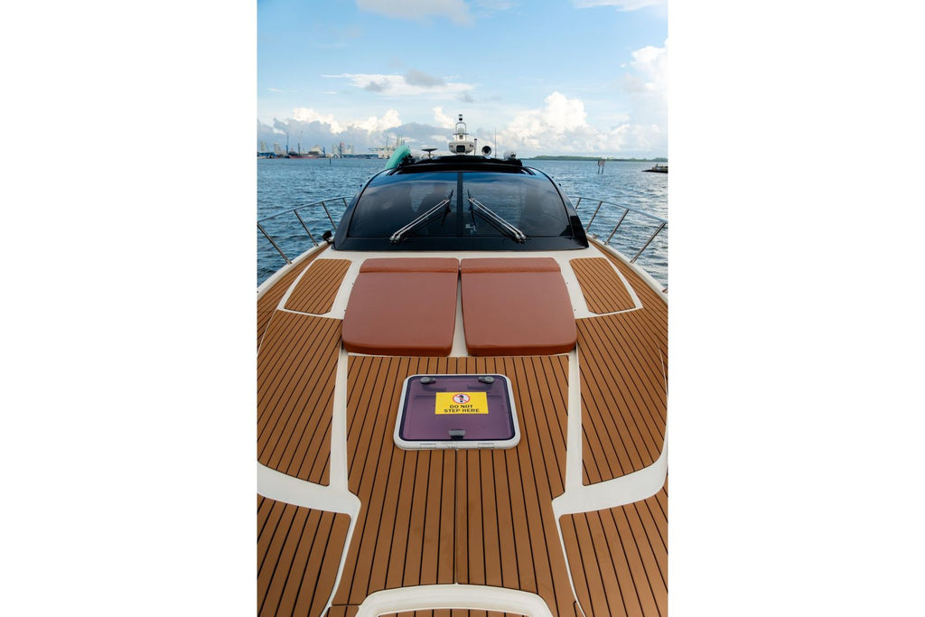 2013 Azimut Atlantis 48 — Cummins Diesel Inboard, Miami