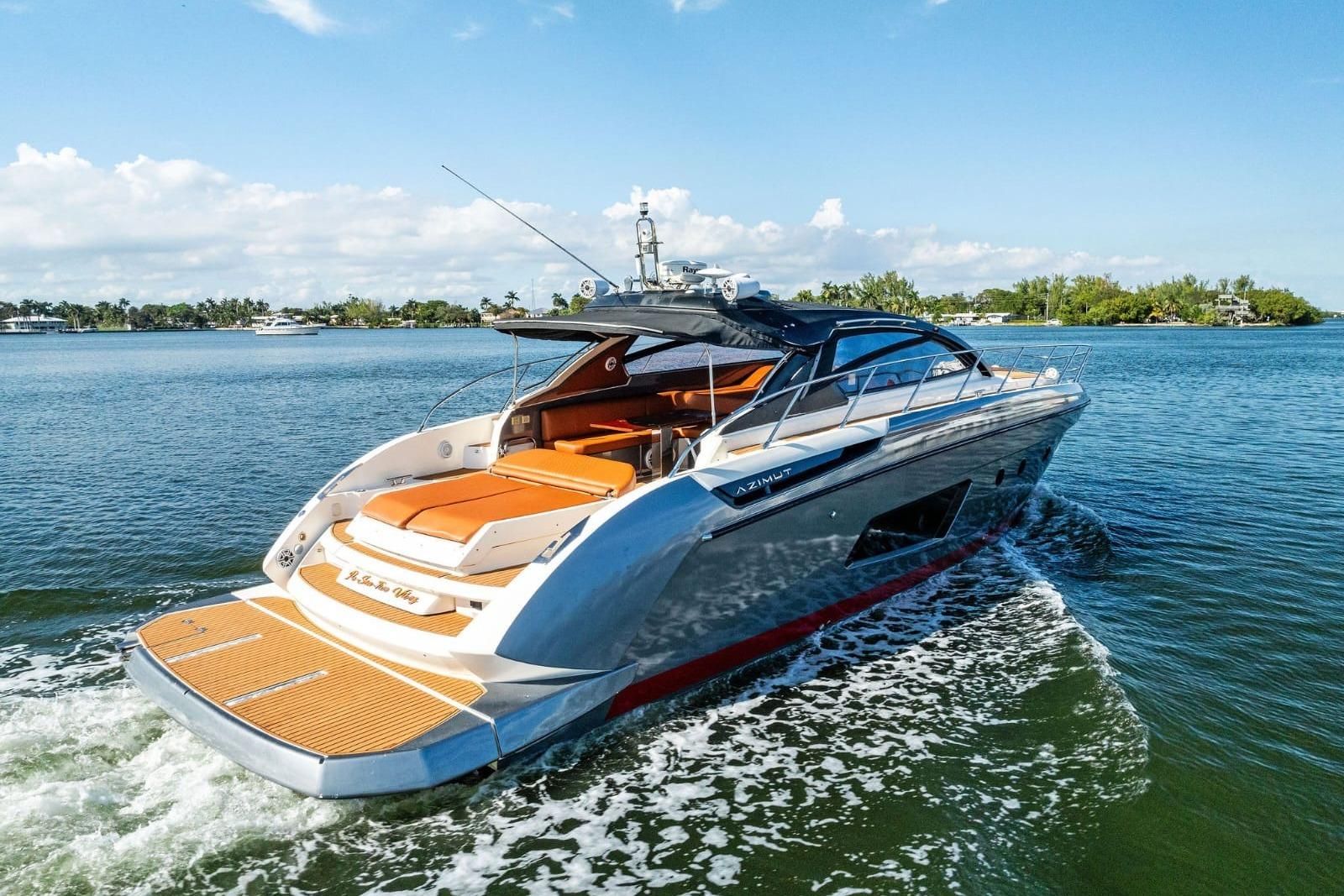 2013 Azimut Atlantis 48 — Cummins Diesel Inboard, Miami