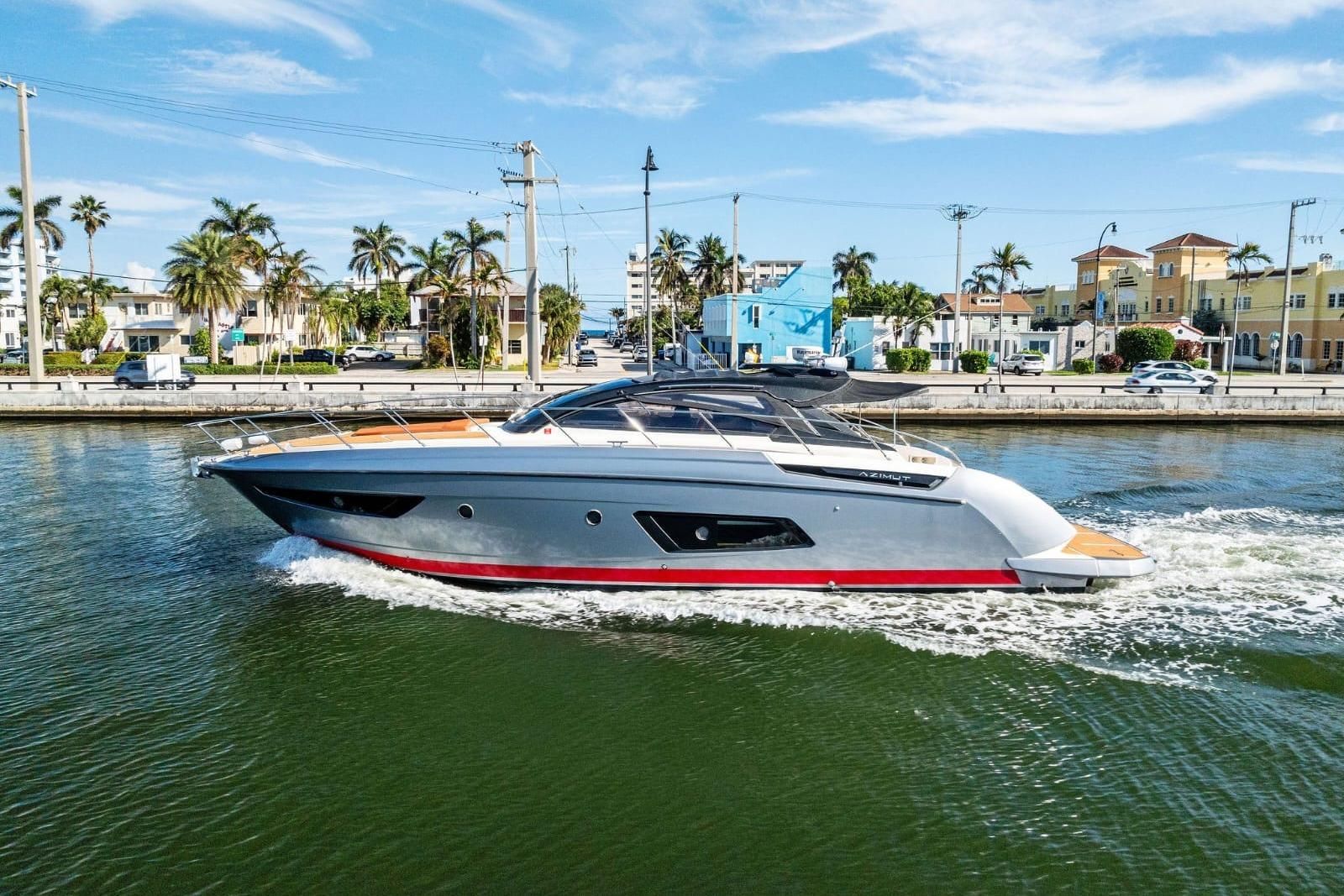2013 Azimut Atlantis 48 — Cummins Diesel Inboard, Miami