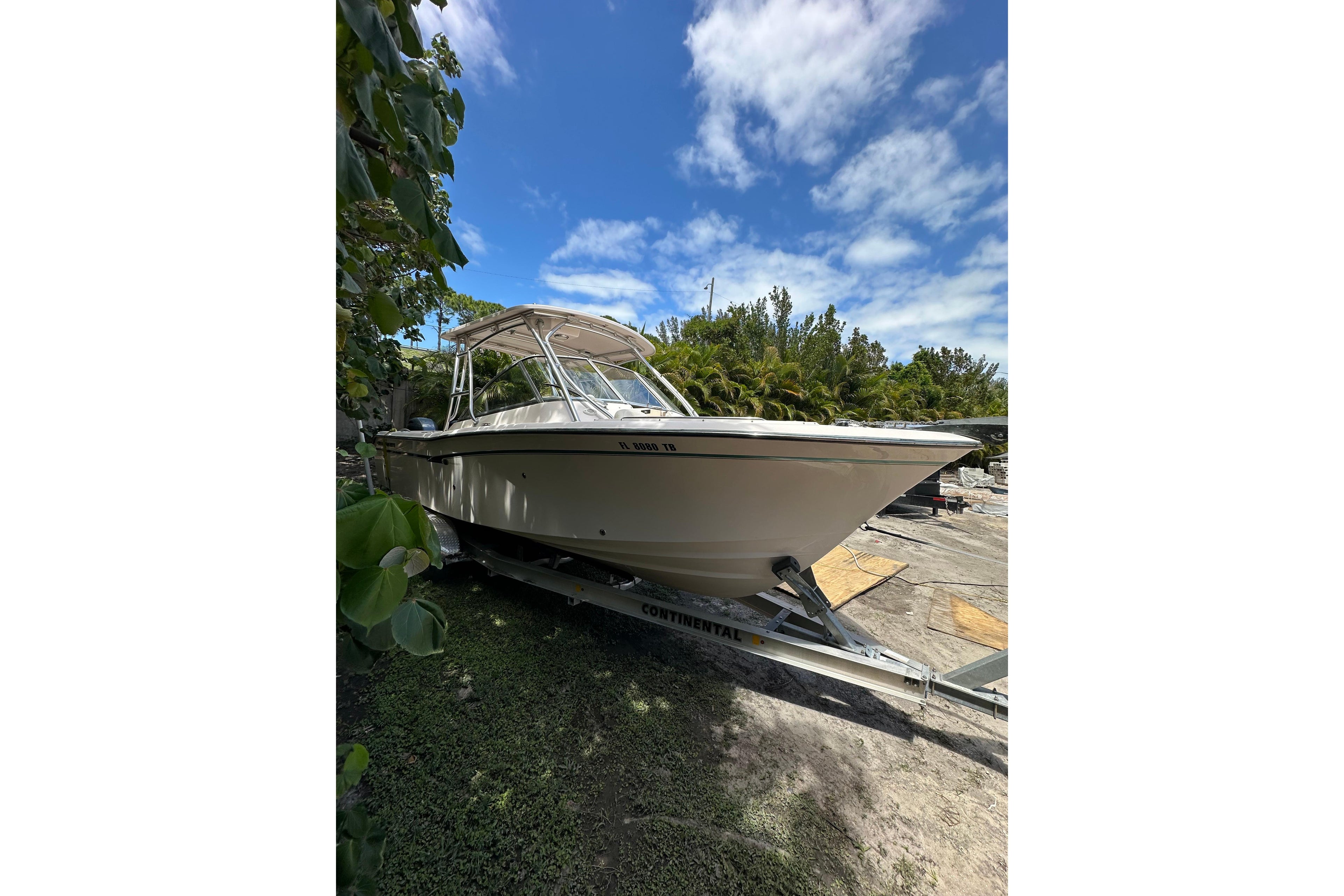 2014 Grady-White Freedom 275 — Twin Yamaha F200s, West Palm Beach